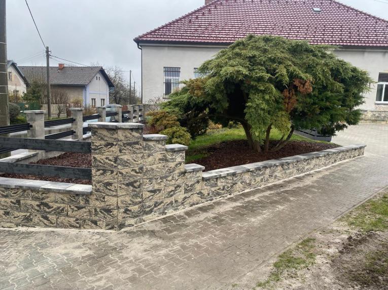 nově